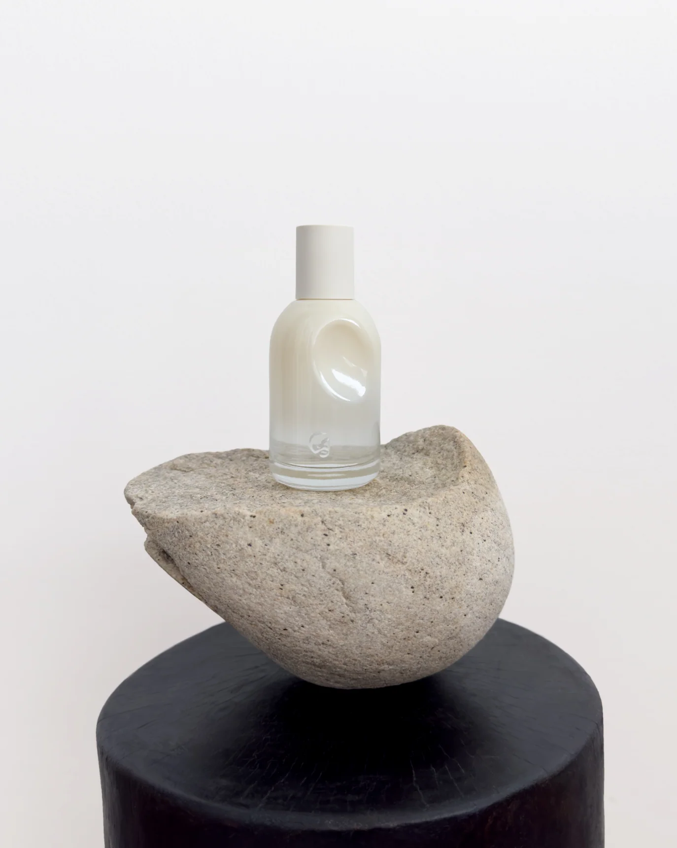 Glossier You Doux - Image 10